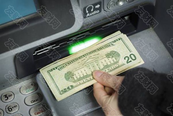 前美国财长萨默斯称：从特朗普“可怕”的举动来看 美元面临数十年来最大威胁(2025年03月09日)